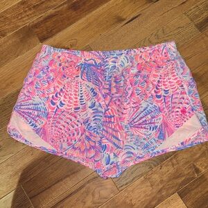 Lilly pulitzer athletic shorts